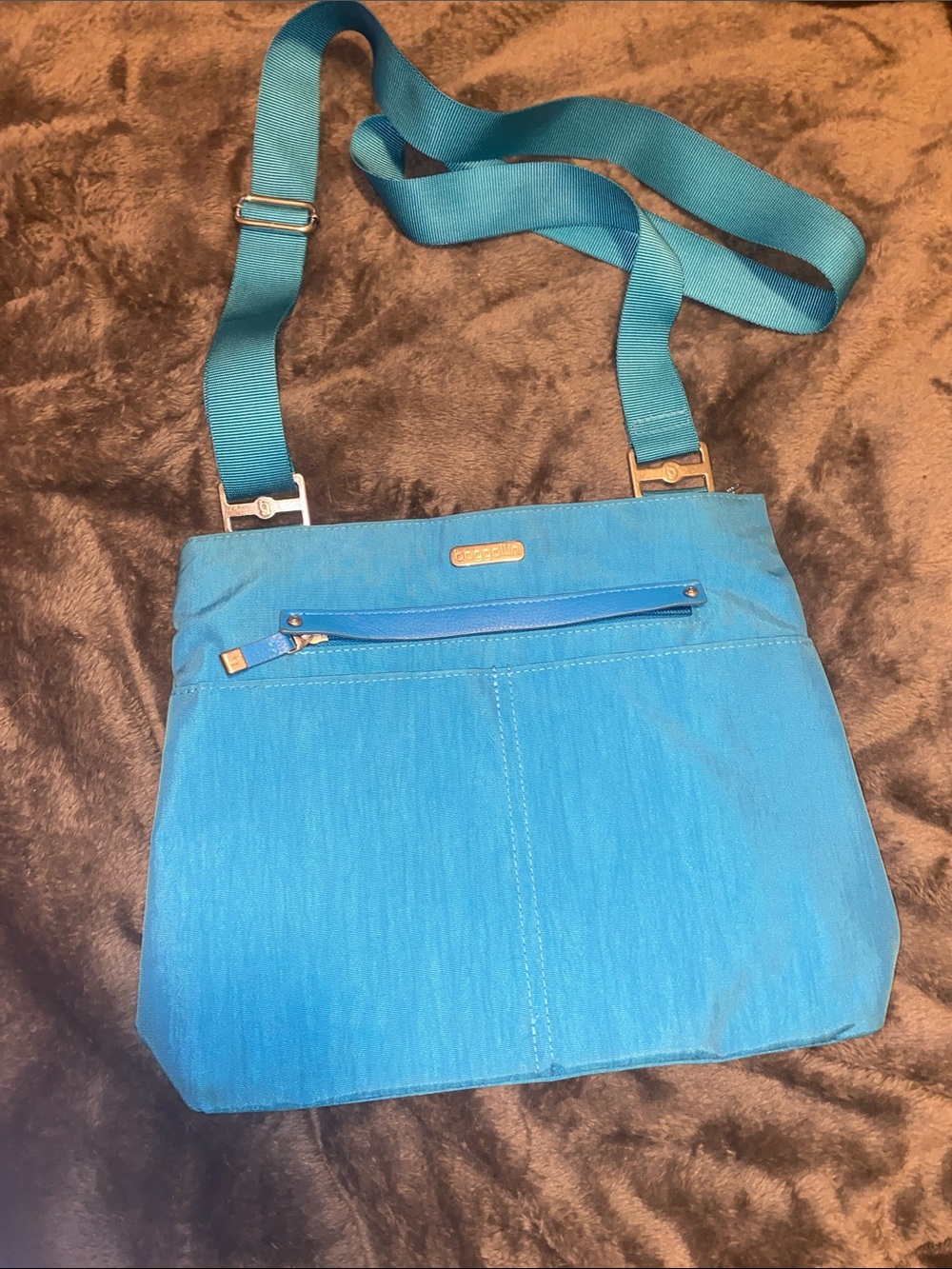 Bright Teal Crossbody Bag with Front Zip Pocket